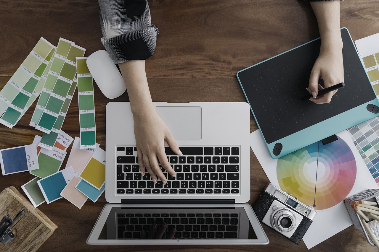 Graphic Design tips to stay Visually Consistent
